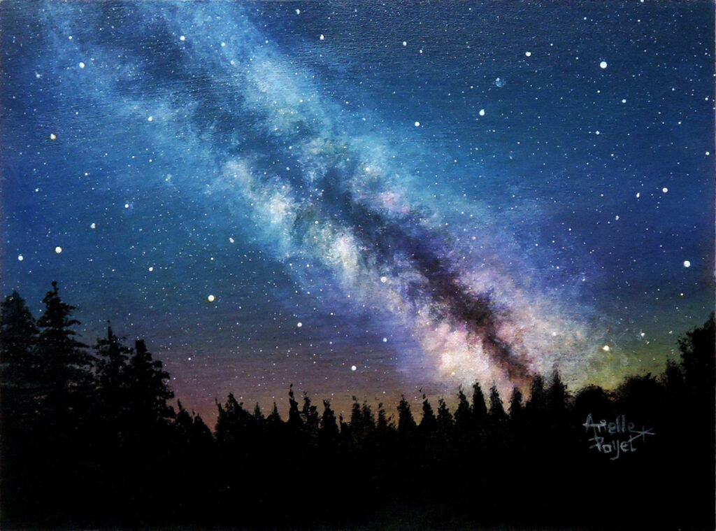 Peinture à l'acrylique de la voie lactée au dessus d'une forêt par Arielle Payet intitulée "Rencontre aux sommets"
