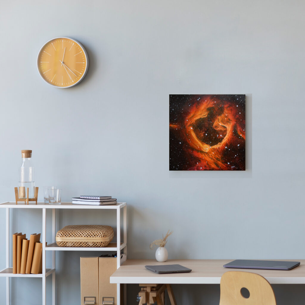Tableau "L'anneau de feu" d'Arielle Payet mis en situation au-dessus d'un bureau